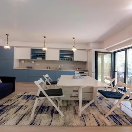 Portami Al Mare - Apartament, Terasa & Curte شقة